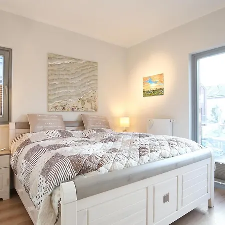 47 Holiday home *